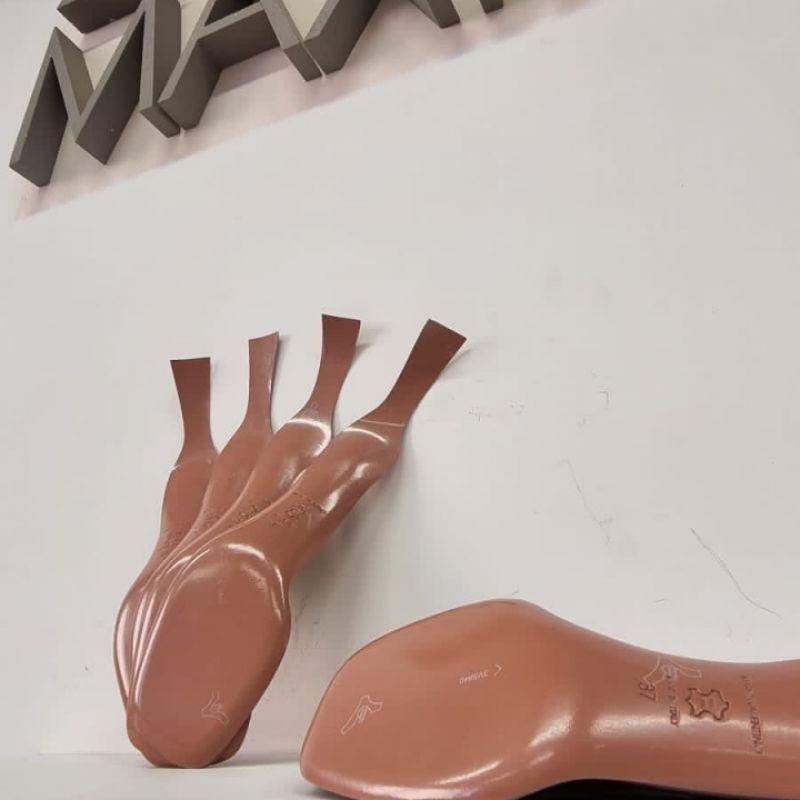 suola cuoio rosa per sandalo